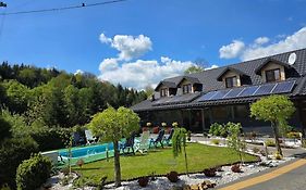 Jaśkowa Chata Bieszczady apartament z basenem